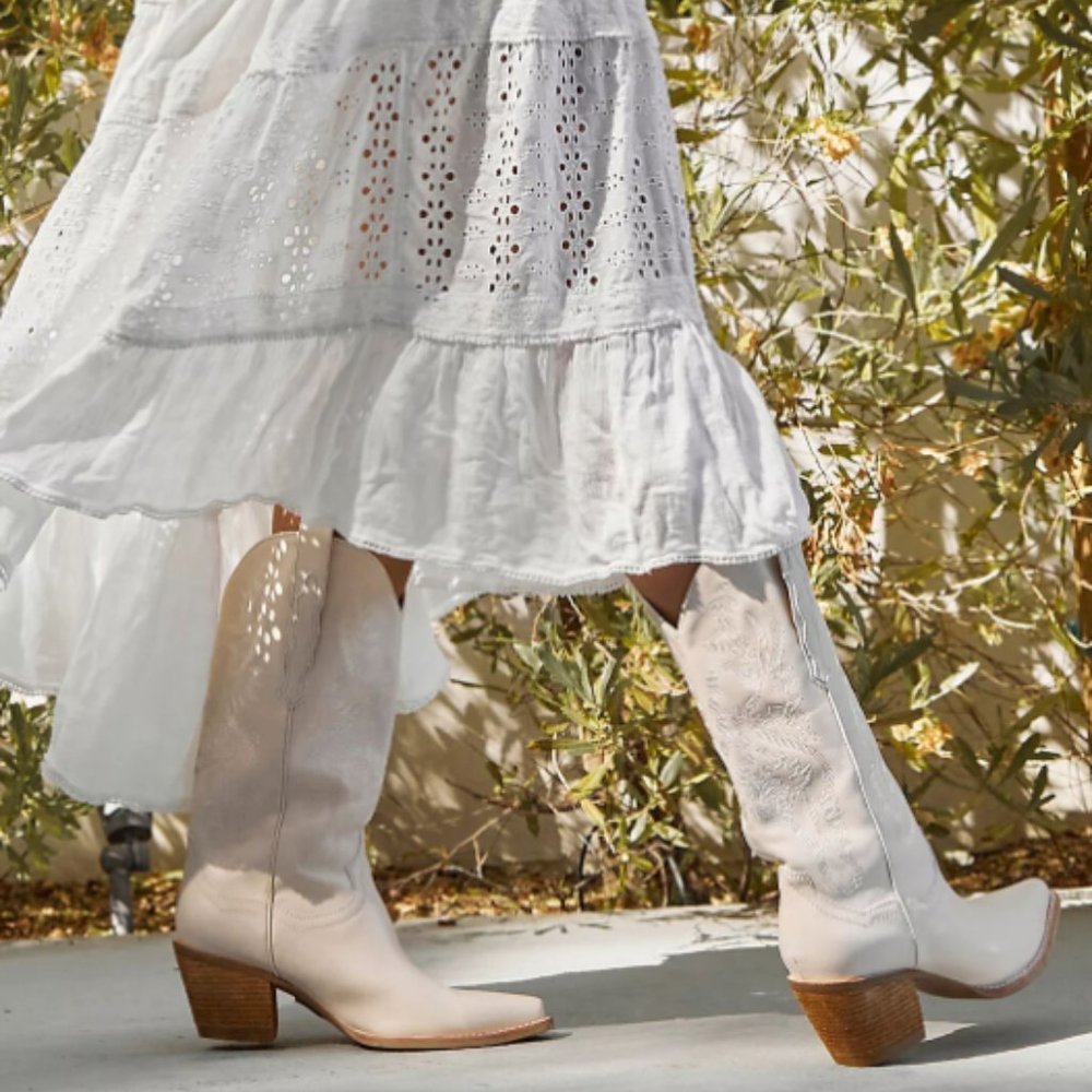 | jeffrey campbell dagget cowgirl boot |